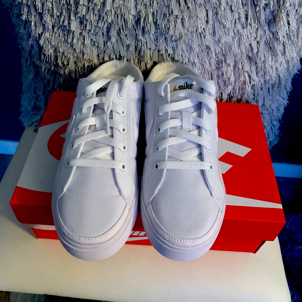 Nike Mules
